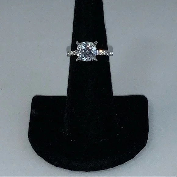 1ct Pave Crown Cushion Cut Ring - Picture 3 of 14
